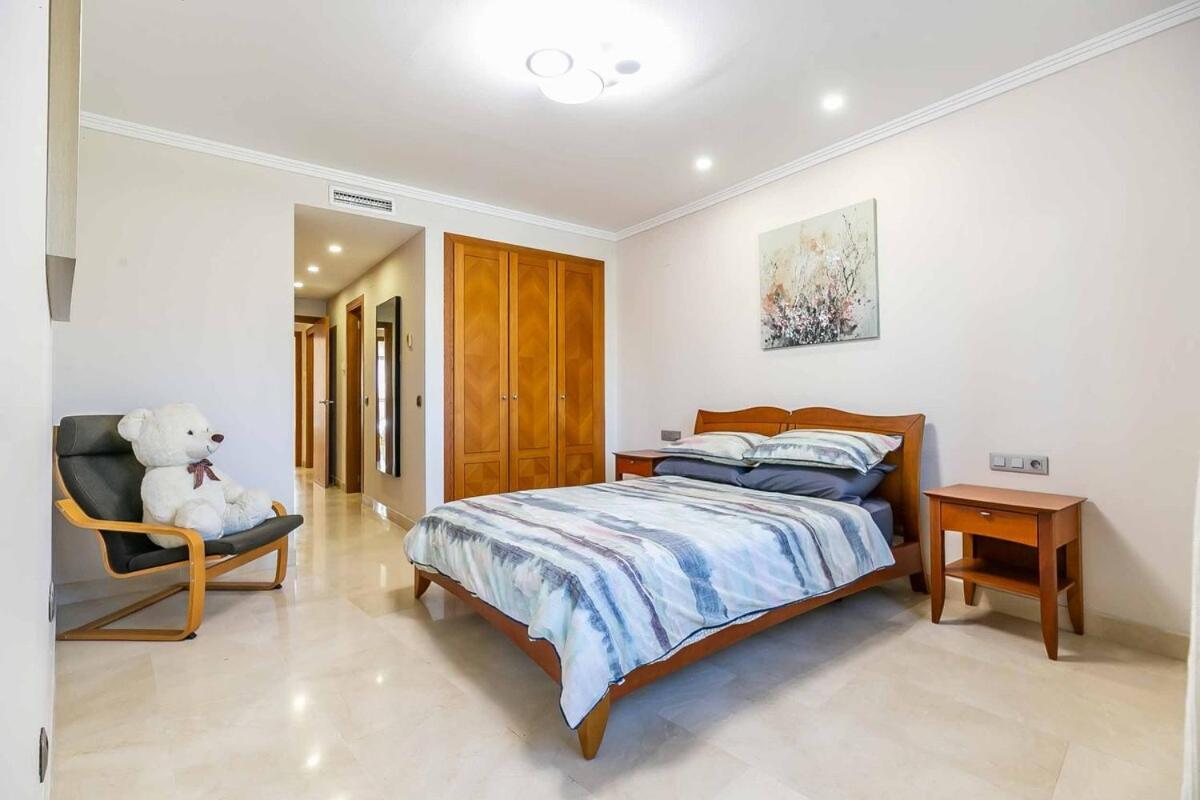123- Ideal With Views, Pool, Sauna And Gym Apartamento Benalmádena